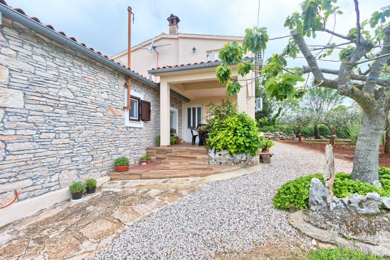Haus Glavani Barban Ngoại thất bức ảnh